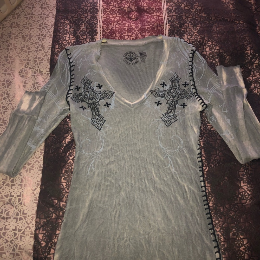 Women’s Affliction shirt never worn